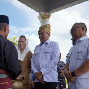 Wagub Kepri Bersama Bupati Cen Sui Lan Sambut Menko Polkam Kunker di Natuna