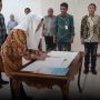 Dukung Penataan Birokrasi, Bupati Natuna Lantik Delapan Pejabat Administrator dan Pengawas 