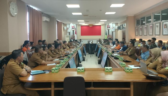 Bupati Cen Sui Lan : Tak Ada Toleransi bagi Pelaku Karhutla di Natuna