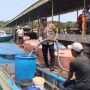 Sumur Mengering dan SWRO Perbaikan, Polsek Kota Distribusi 25 Ton Air Bersih ke Penyengat