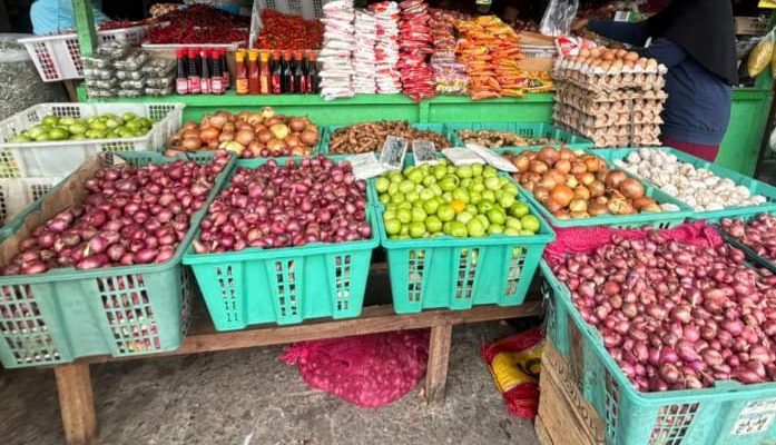 Warga Keluhkan Lonjakan Harga Kebutuhan Dapur, Cabai Rawit di Ranai Tembus Rp150 Ribu Per Kg