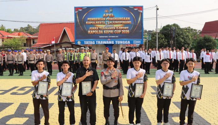 Kapolresta Tanjungpinang Berikan Penghargaan Pemenang E-Sport Kapolda Kepri Cup 2026