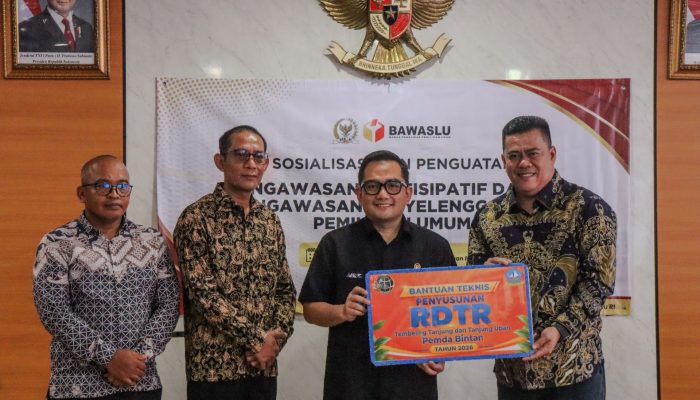 Pemkab Bintan Terima Sertifikat Aset BMD, Wakaf, PTSL dari BPN Kepri