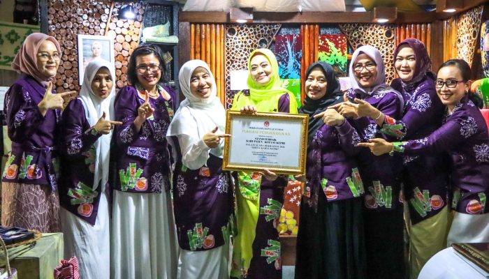 Dekrafest Kepri 2026, Bintan Dinobatkan Sebagai Stand Dekranasda Terbaik 