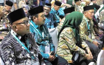 Beri Dukungan Kafilah, Wako Lis Hadiri Pembukaan MTQ Nasional 2026 di Semarang