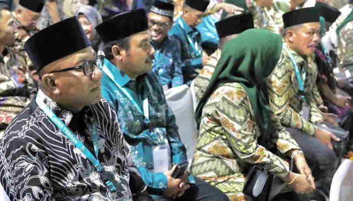 Beri Dukungan Kafilah, Wako Lis Hadiri Pembukaan MTQ Nasional 2026 di Semarang