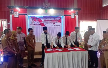 Wali Kota Tanjungpinang Kukuhkan Pengurus RW Kecamatan Tanjungpinang Barat dan Kota 