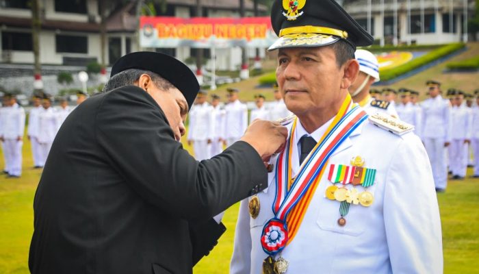 IPDN Anugerahi Penghargaan Kartika Pamong Praja Madya Untuk Gubernur Ansar 