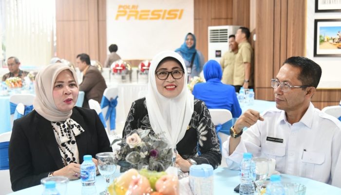 Sekdaprov Kepri Hadiri Upacara Farewell and Welcome Parade Kapolda Kepri 