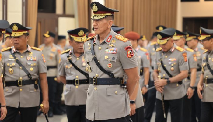 Sertijab Irjen.Pol Suhendri Resmi Jabat Kapolda Kepri Gantikan Komjen Pol Asep Safrudin 
