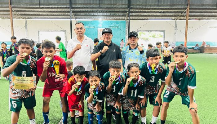 SDN 03 Sungai Ulu Juara Pertama Turnamen Futsal SD se-Kabupaten Natuna