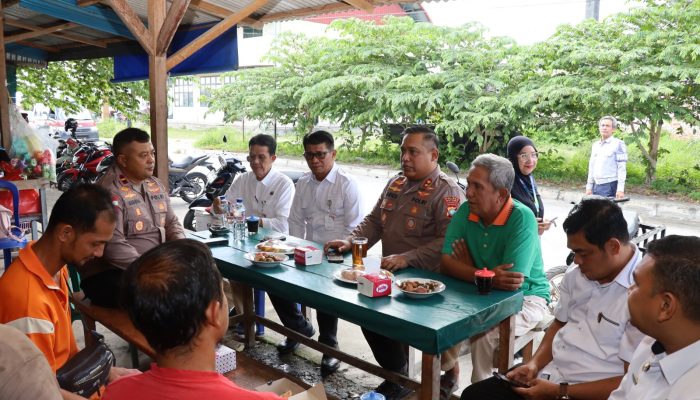 Kapolres Natuna Tampung Keluhan Pedagang Terkait Air Bersih dan Keamanan di Pasar Baru Ranai