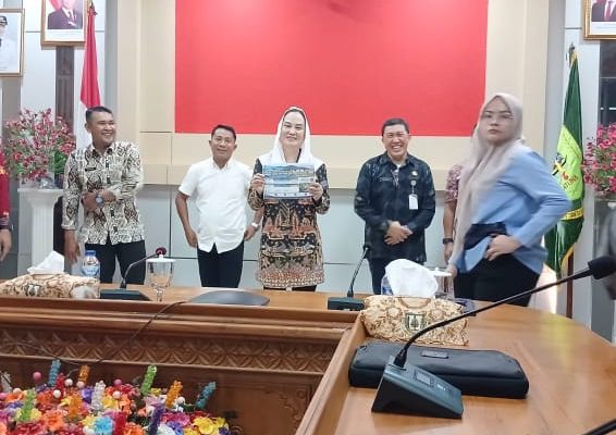 Hadapi Keterbatasan Anggaran, Bupati Cen Sui Lan Tuntaskan Utang Pihak Ketiga