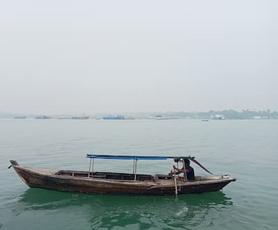 Hujan Dan Kabut Asap, BMKG : Jarak Pandang di Tanjungpinang 1-3 Km