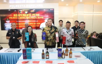 Polresta Barelang Sita 5.784 Botol Miras Ilegal Senilai Miliaran