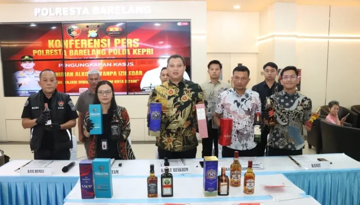 Polresta Barelang Sita 5.784 Botol Miras Ilegal Senilai Miliaran